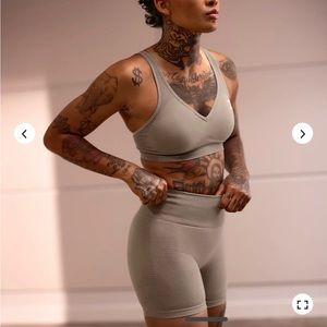 ❌SOLD❌ LIKE NEW Gymshark Vital Seamless Neutral Set